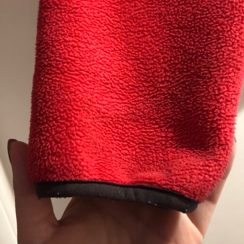 Hot pink north face - Picture 3 of 7